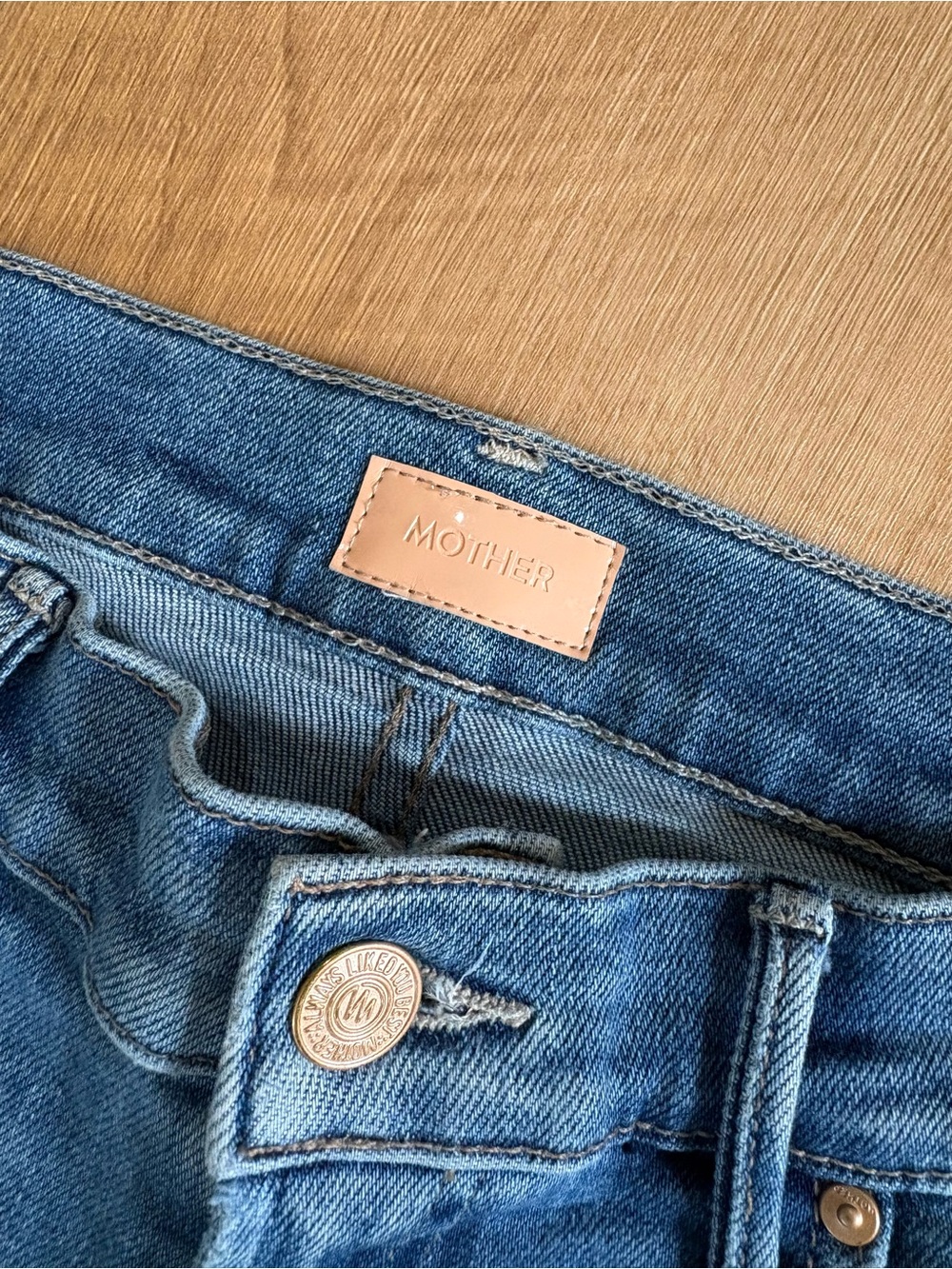 MOTHER The Insider Crop Step Fray Jeans. Monkey in the Middle. Size 28 - Picture 5 of 13